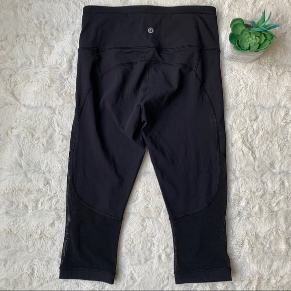 LULULEMON Gear Up black mesh crop capris leggings - Picture 8 of 13